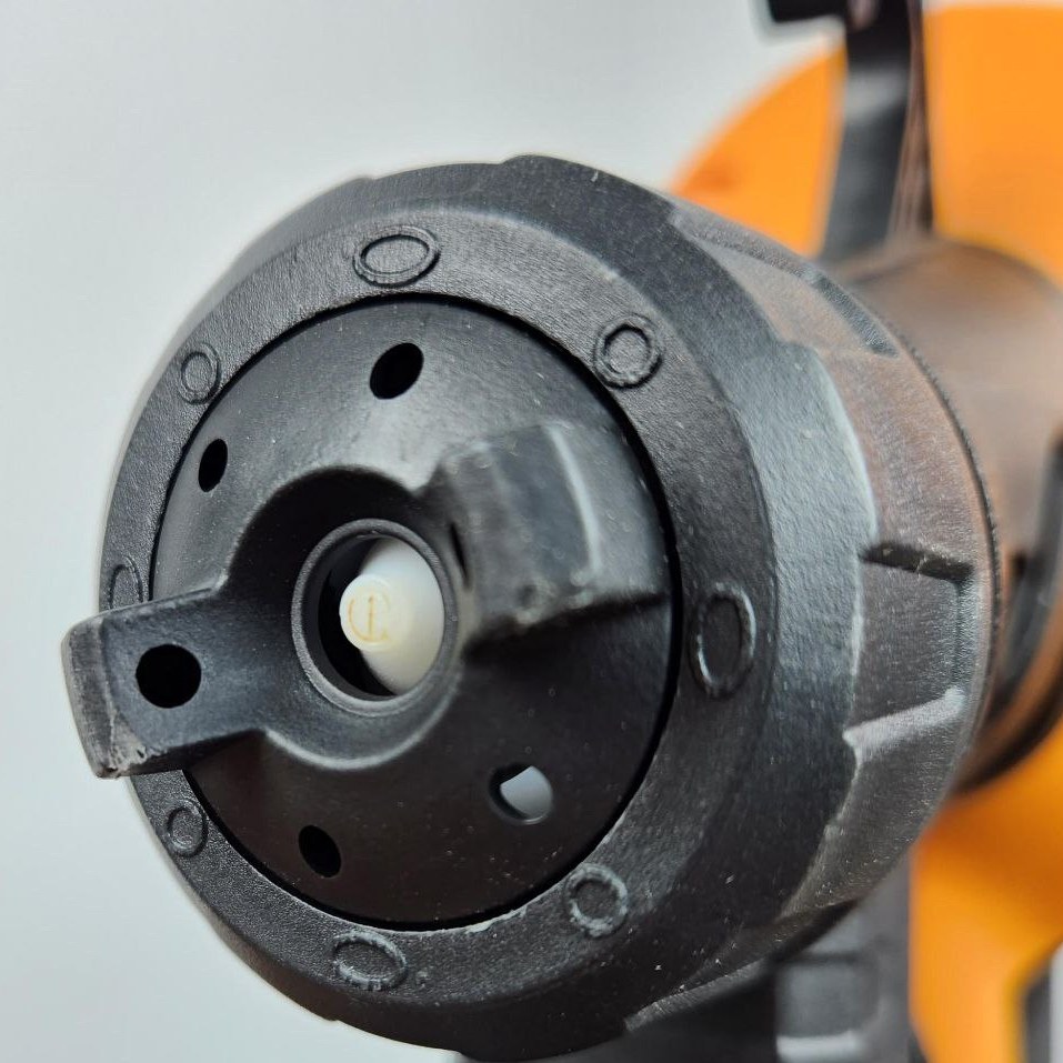   پیستوله برقی اینتیمکس مدل 2109 ظرفیت ۱۰۰۰ وات کم صدا با مخزن فلزی