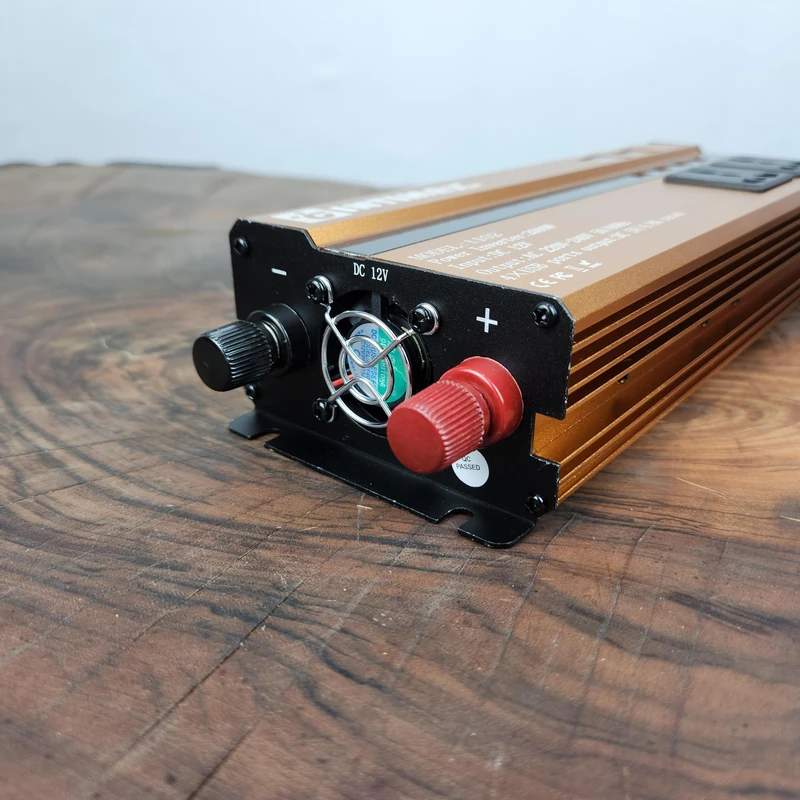 مبدل برق اینتیمکس مدل 1102 ظرفیت ۲۰۰۰ وات